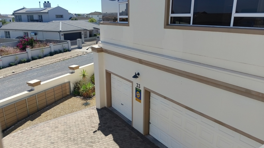 4 Bedroom Property for Sale in Country Club Western Cape